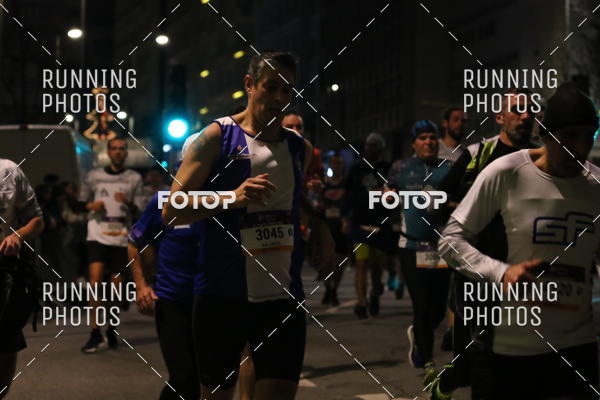 Buy your photos of the eventS�o Silvestre Porto 2019 on Fotop