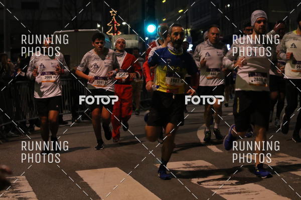 Buy your photos of the eventS�o Silvestre Porto 2019 on Fotop