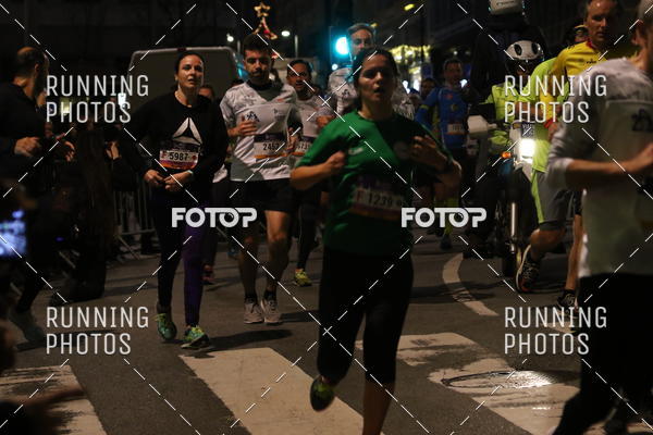 Buy your photos of the eventS�o Silvestre Porto 2019 on Fotop