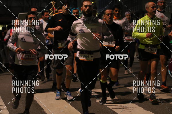Buy your photos of the eventS�o Silvestre Porto 2019 on Fotop