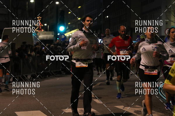 Buy your photos of the eventS�o Silvestre Porto 2019 on Fotop
