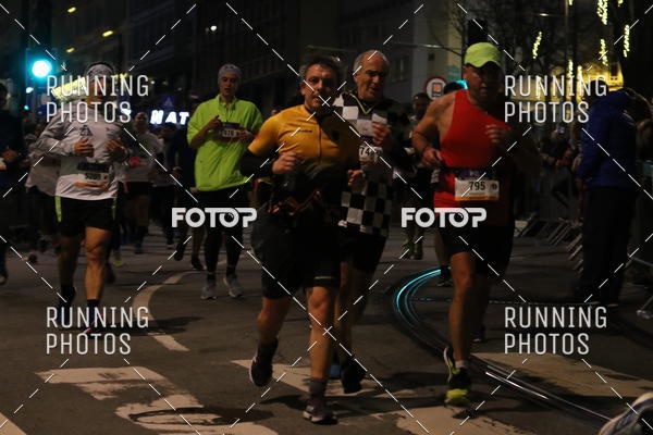 Buy your photos of the eventS�o Silvestre Porto 2019 on Fotop