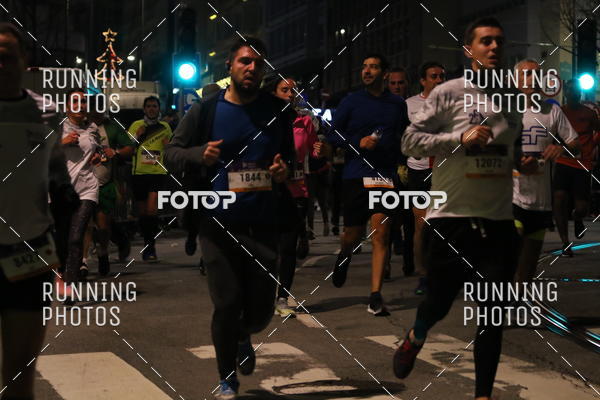 Buy your photos of the eventS�o Silvestre Porto 2019 on Fotop