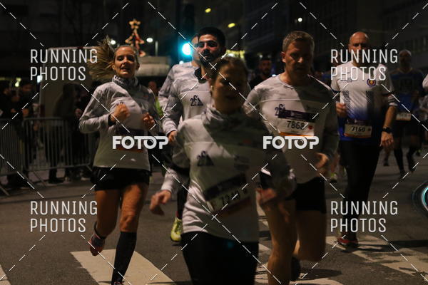 Buy your photos of the eventS�o Silvestre Porto 2019 on Fotop