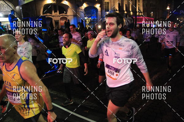 Buy your photos of the eventS�o Silvestre Porto 2019 on Fotop