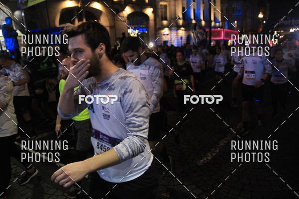 Buy your photos of the eventS�o Silvestre Porto 2019 on Fotop