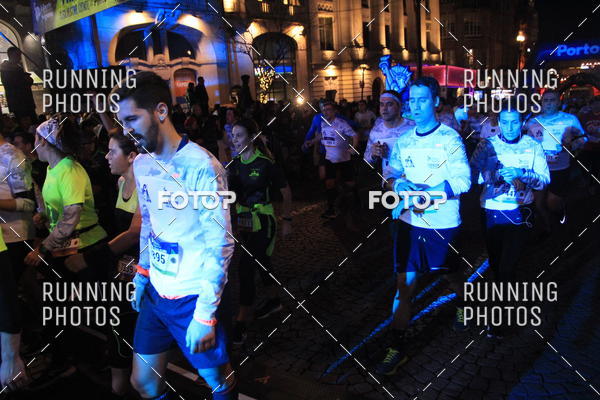 Buy your photos of the eventS�o Silvestre Porto 2019 on Fotop