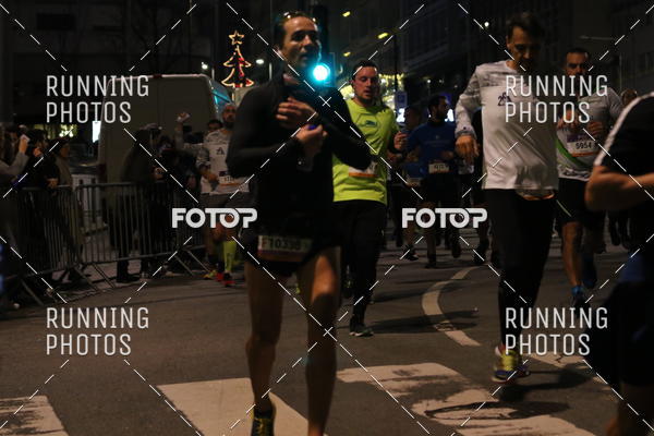 Buy your photos of the eventS�o Silvestre Porto 2019 on Fotop