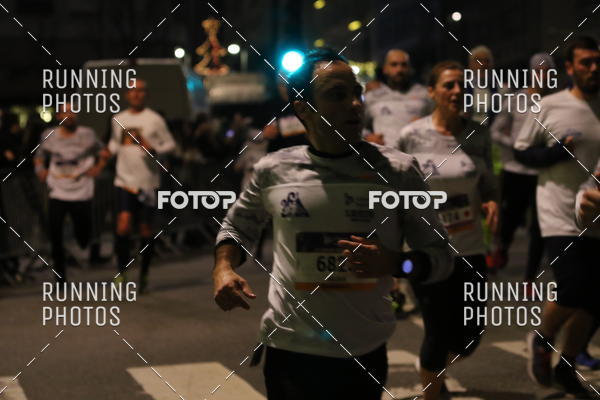 Buy your photos of the eventS�o Silvestre Porto 2019 on Fotop