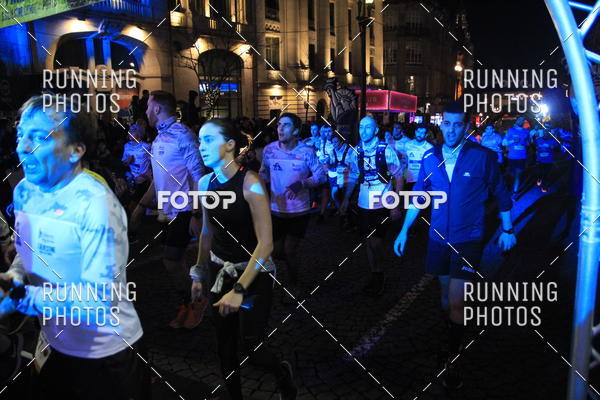 Buy your photos of the eventS�o Silvestre Porto 2019 on Fotop