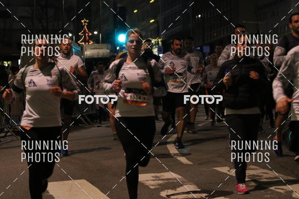 Buy your photos of the eventS�o Silvestre Porto 2019 on Fotop
