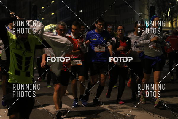 Buy your photos of the eventS�o Silvestre Porto 2019 on Fotop