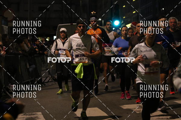 Buy your photos of the eventS�o Silvestre Porto 2019 on Fotop