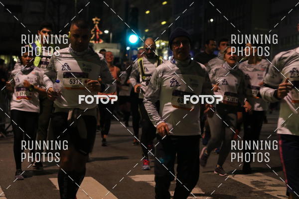 Buy your photos of the eventS�o Silvestre Porto 2019 on Fotop