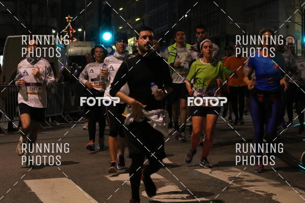 Buy your photos of the eventS�o Silvestre Porto 2019 on Fotop