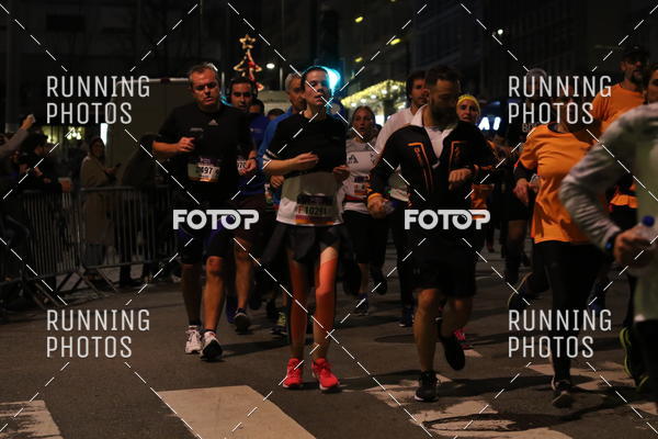 Buy your photos of the eventS�o Silvestre Porto 2019 on Fotop