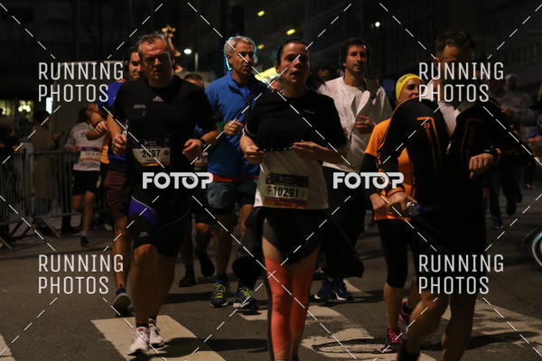 Buy your photos of the eventS�o Silvestre Porto 2019 on Fotop