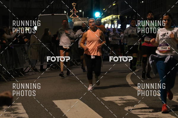 Buy your photos of the eventS�o Silvestre Porto 2019 on Fotop