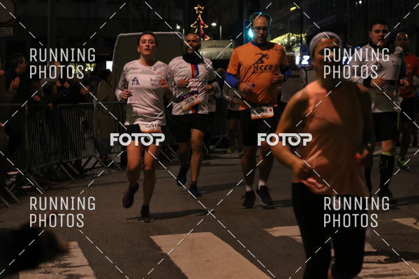 Buy your photos of the eventS�o Silvestre Porto 2019 on Fotop