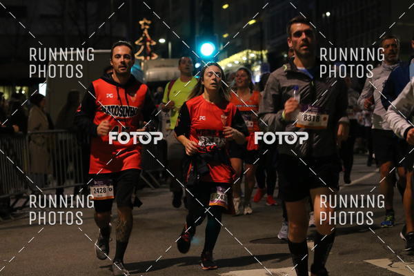 Buy your photos of the eventS�o Silvestre Porto 2019 on Fotop