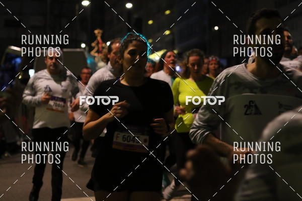 Buy your photos of the eventS�o Silvestre Porto 2019 on Fotop