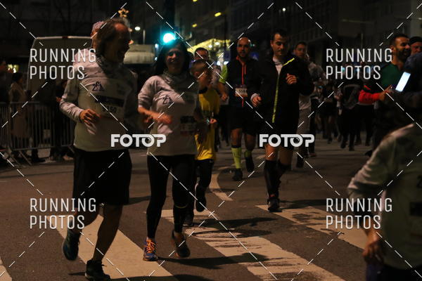 Buy your photos of the eventS�o Silvestre Porto 2019 on Fotop