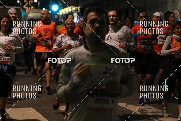 Buy your photos of the eventS�o Silvestre Porto 2019 on Fotop