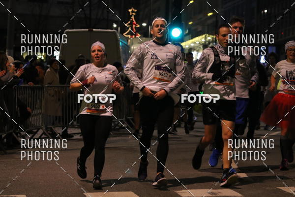 Buy your photos of the eventS�o Silvestre Porto 2019 on Fotop