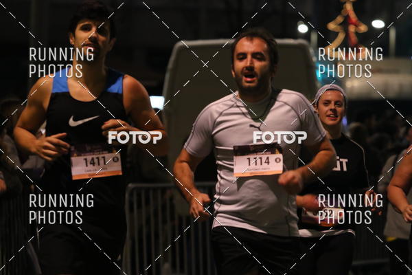 Buy your photos of the eventS�o Silvestre Porto 2019 on Fotop