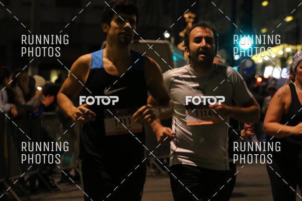Buy your photos of the eventS�o Silvestre Porto 2019 on Fotop