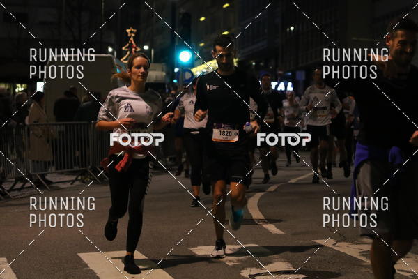 Buy your photos of the eventS�o Silvestre Porto 2019 on Fotop
