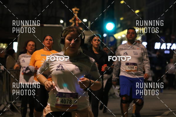 Buy your photos of the eventS�o Silvestre Porto 2019 on Fotop