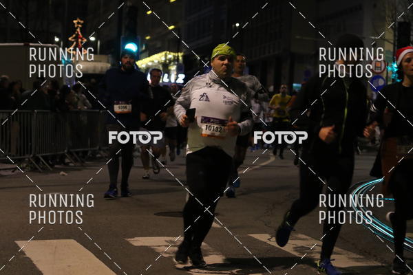 Buy your photos of the eventS�o Silvestre Porto 2019 on Fotop