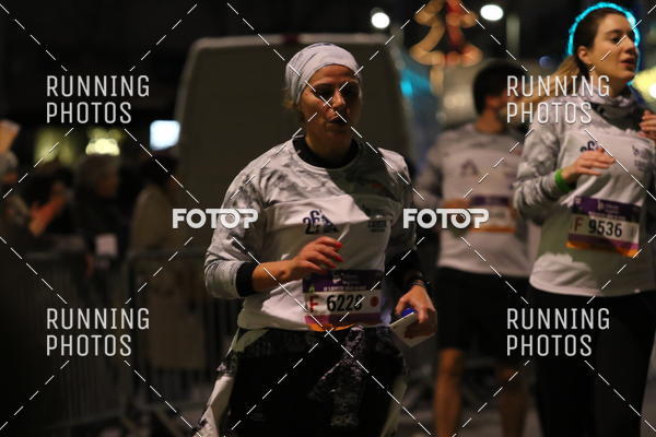 Buy your photos of the eventS�o Silvestre Porto 2019 on Fotop