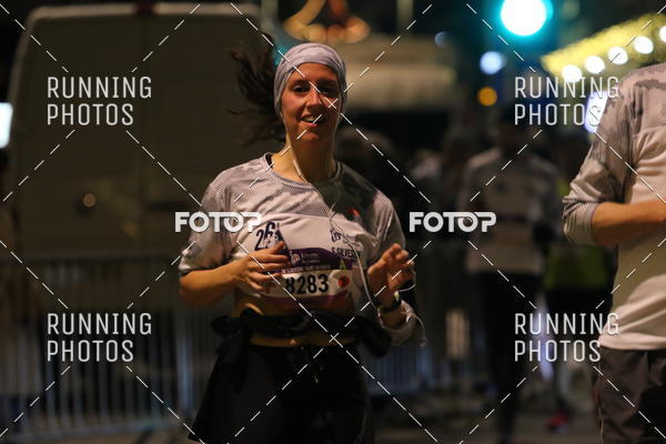 Buy your photos of the eventS�o Silvestre Porto 2019 on Fotop