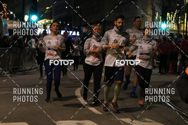 Buy your photos of the eventS�o Silvestre Porto 2019 on Fotop