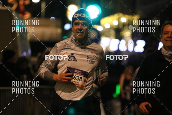 Buy your photos of the eventS�o Silvestre Porto 2019 on Fotop
