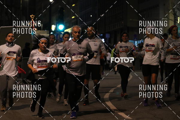Buy your photos of the eventS�o Silvestre Porto 2019 on Fotop