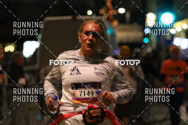 Buy your photos of the eventS�o Silvestre Porto 2019 on Fotop