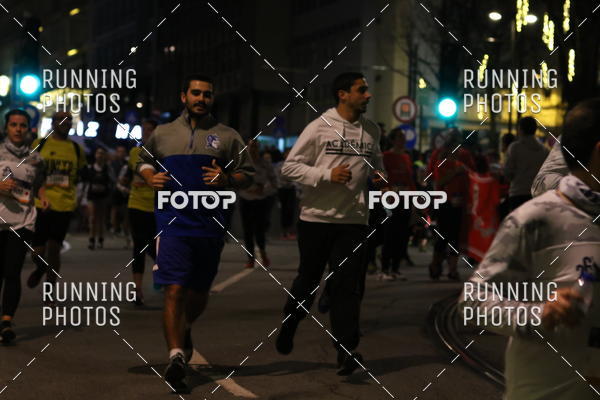 Buy your photos of the eventS�o Silvestre Porto 2019 on Fotop