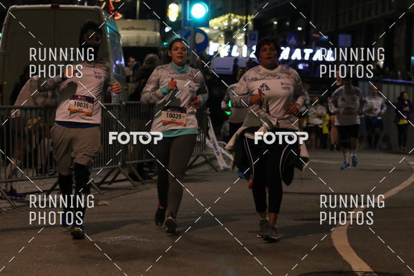 Buy your photos of the eventS�o Silvestre Porto 2019 on Fotop