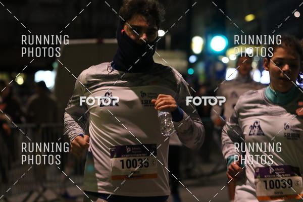 Buy your photos of the eventS�o Silvestre Porto 2019 on Fotop