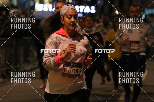 Buy your photos of the eventS�o Silvestre Porto 2019 on Fotop