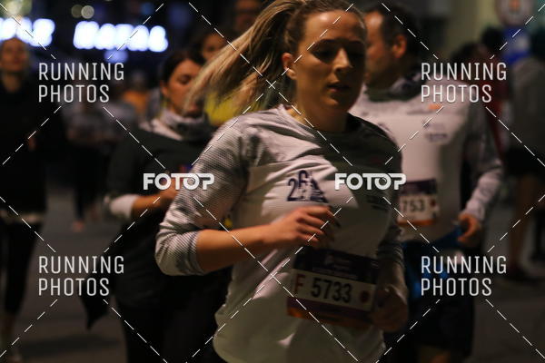 Buy your photos of the eventS�o Silvestre Porto 2019 on Fotop