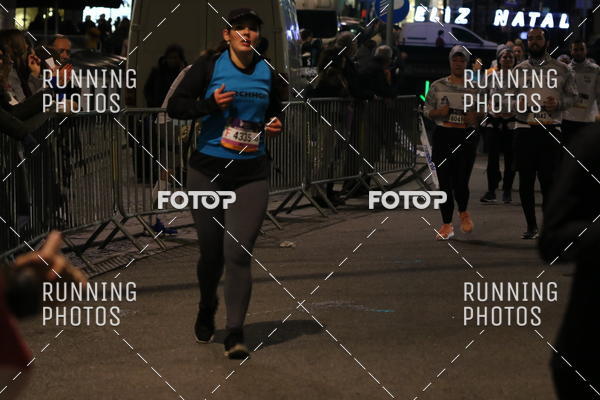 Buy your photos of the eventS�o Silvestre Porto 2019 on Fotop