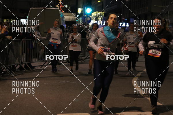 Buy your photos of the eventS�o Silvestre Porto 2019 on Fotop
