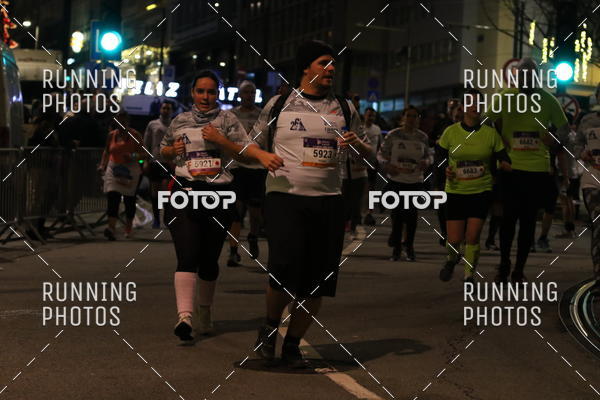 Buy your photos of the eventS�o Silvestre Porto 2019 on Fotop