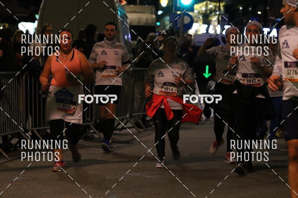 Buy your photos of the eventS�o Silvestre Porto 2019 on Fotop