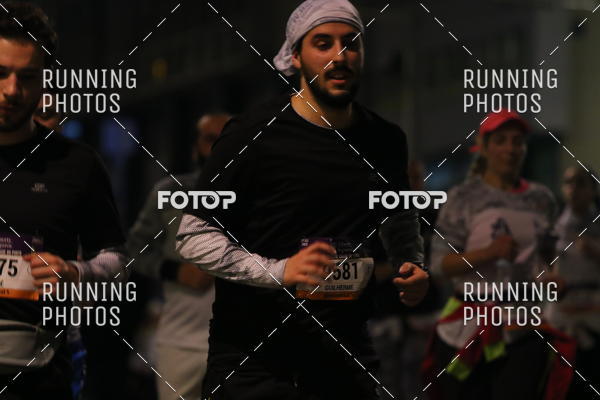 Buy your photos of the eventS�o Silvestre Porto 2019 on Fotop