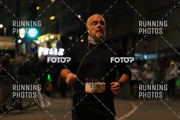 Buy your photos of the eventS�o Silvestre Porto 2019 on Fotop